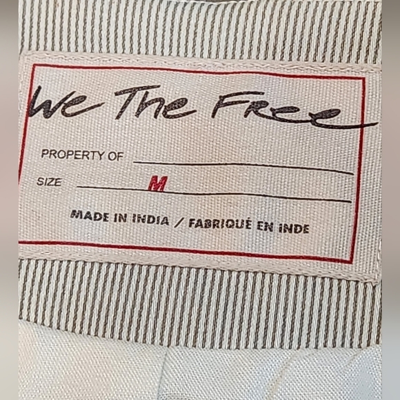 We The Free Beige Button-Up Pinstrupe Vest Size Medium - Picture 7 of 8